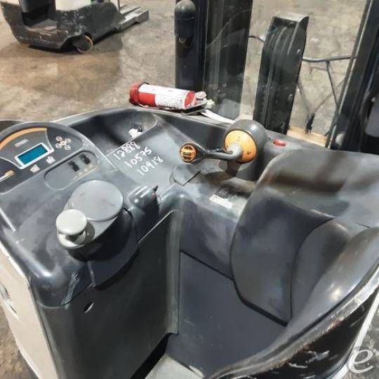 2016 Crown RR5725-45