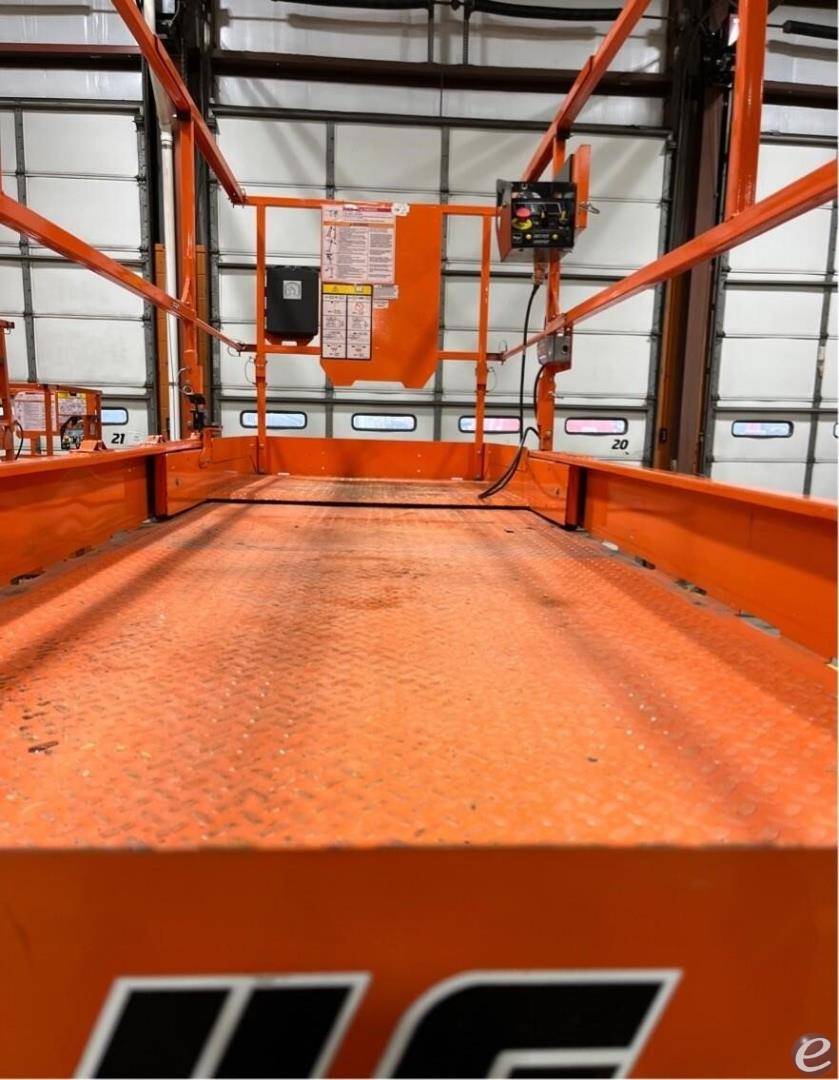 2022 JLG R4045