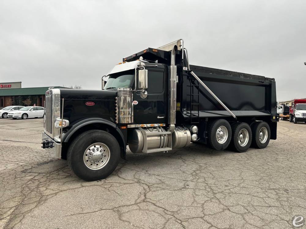 2025 Peterbilt 589