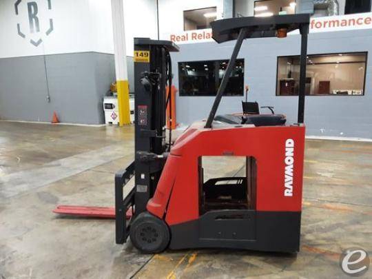 2014 Raymond 425 C40TT Electric Forklift - 123Forklift