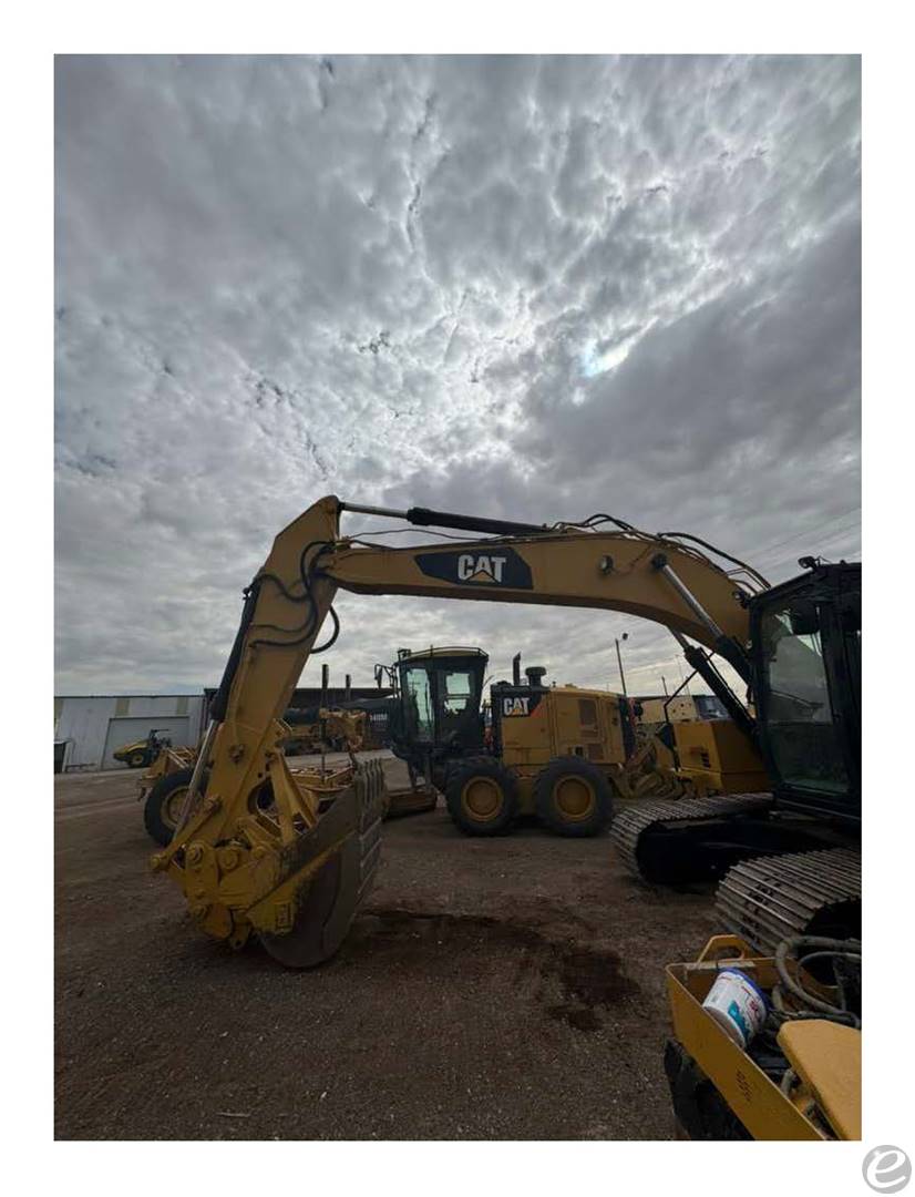 2013 Cat 320EL