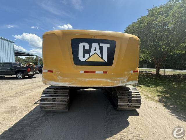 2019 Cat 320
