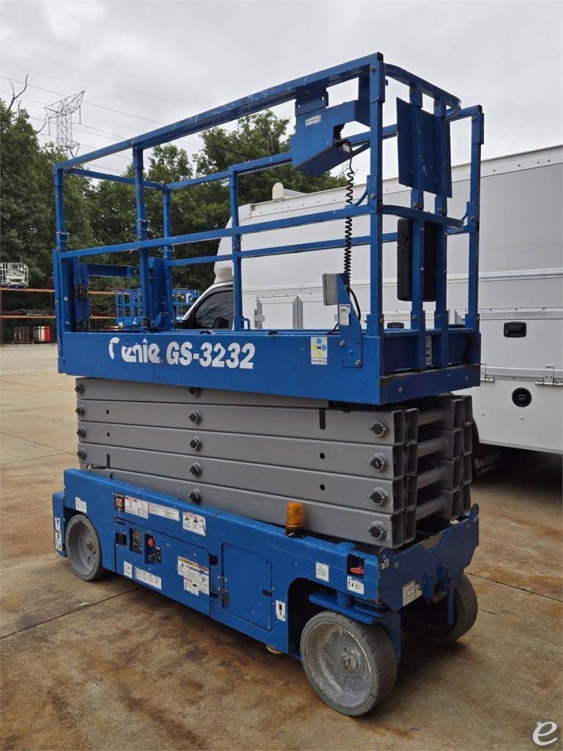 2016 Genie GS3232 Electric Scissor Lift - 123Forklift