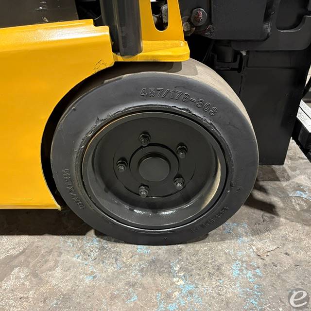 2022 Yale ERP040VT