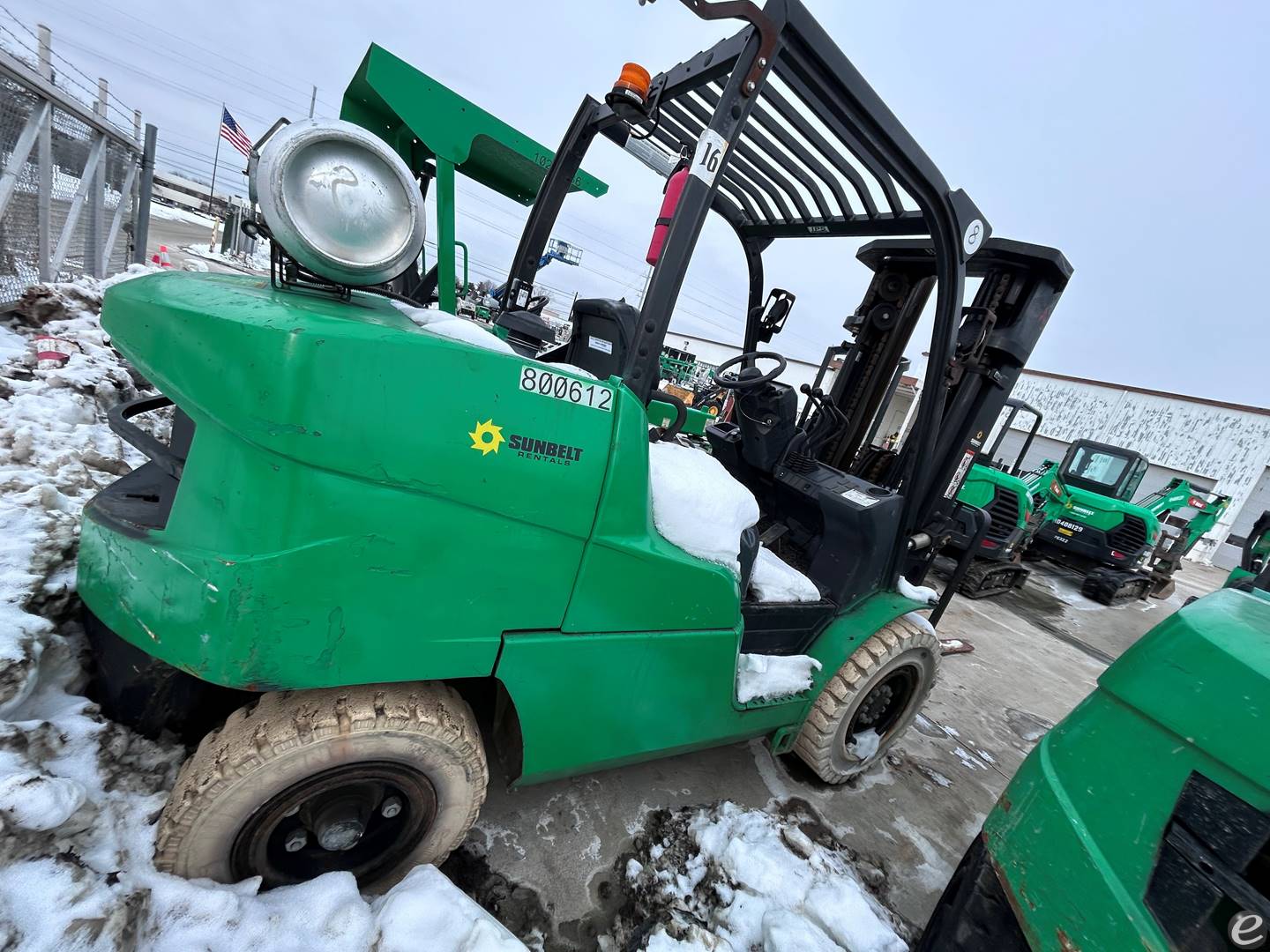 2015 Mitsubishi FG50NGLE