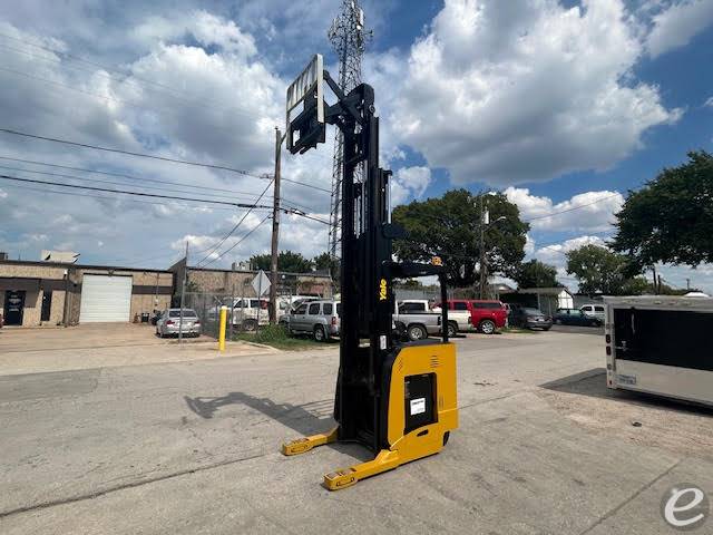 2011 Yale NR045EANL36TE110