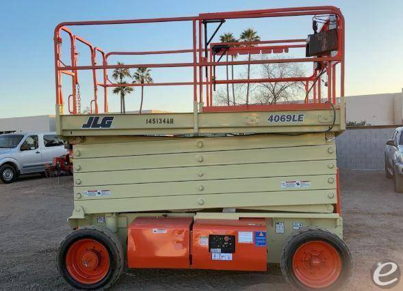 2014 JLG 4069LE Electric Scissor Li...