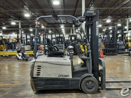 2017 Crown SC5245-40 Electric Forkl...