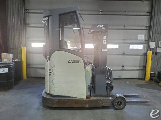 Crown SR5000 Forklift - 123Forklift