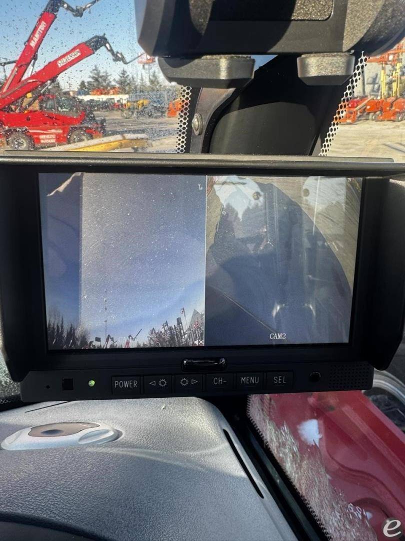 2024 Manitou MHT11250