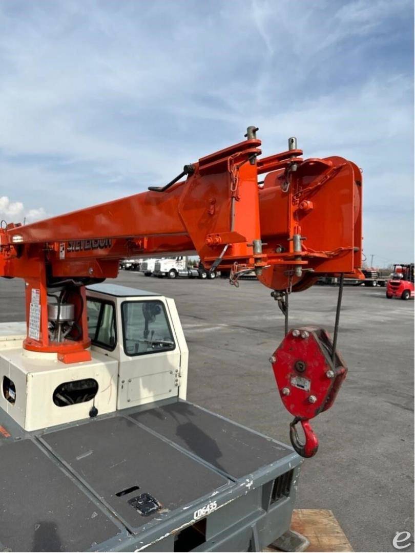 2014 Broderson IC35