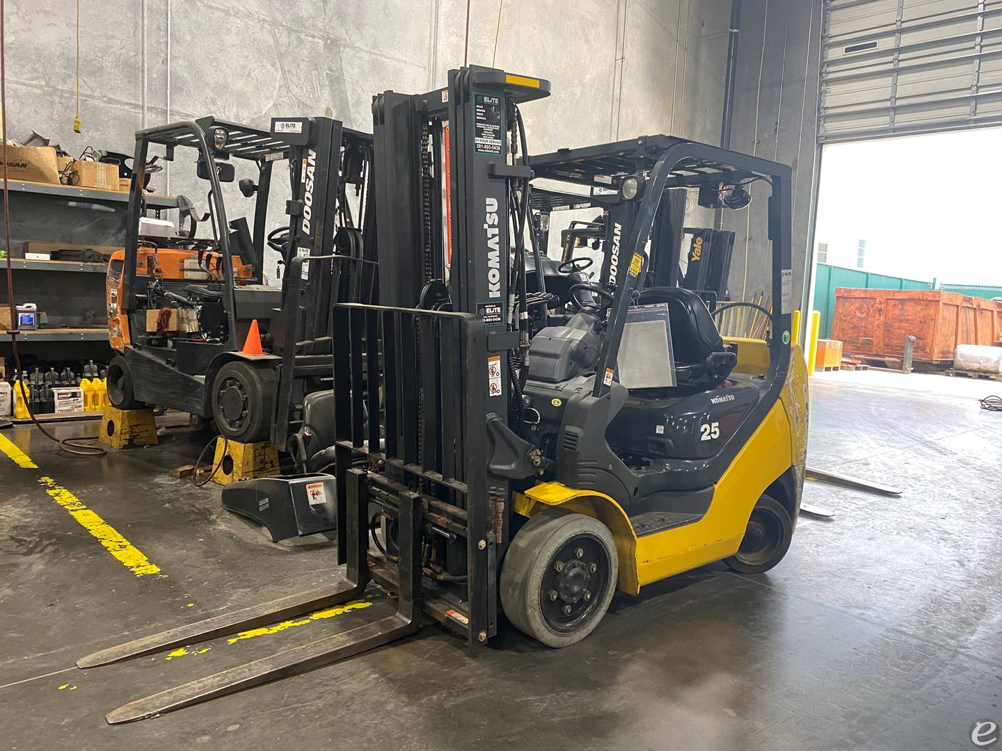 2017 Komatsu FG25ST-16