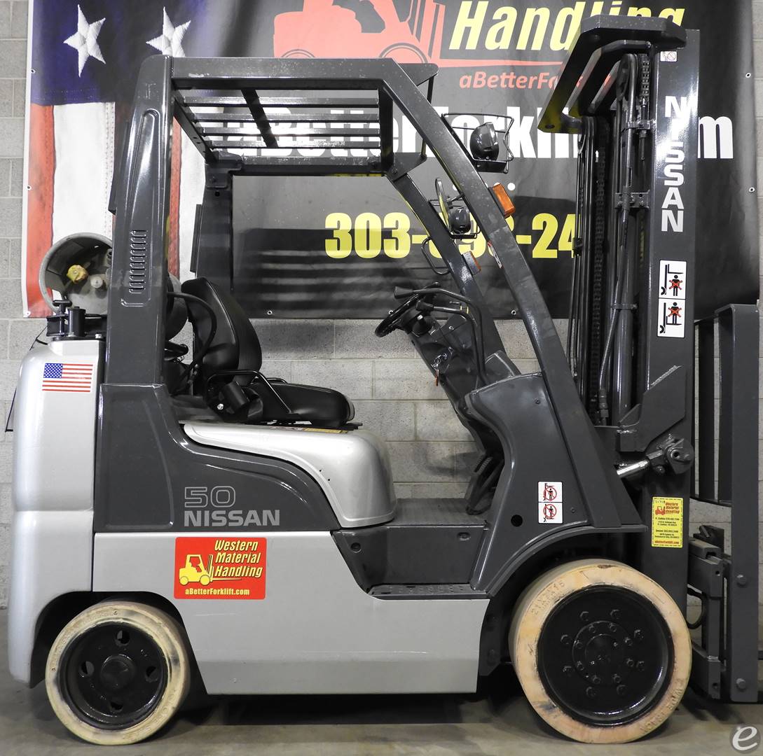 2010 Nissan MCP1F2A25LV