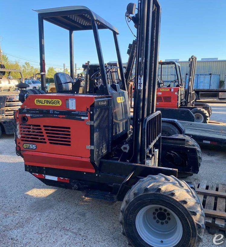 2015 Diesel Palfinger Crayler GT55 Truck Mounted Forklift (Sod Loaders)