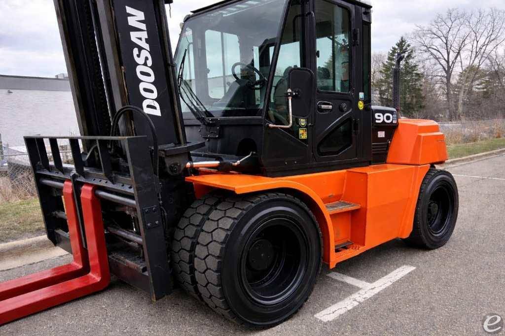 2016 Doosan D90S-7