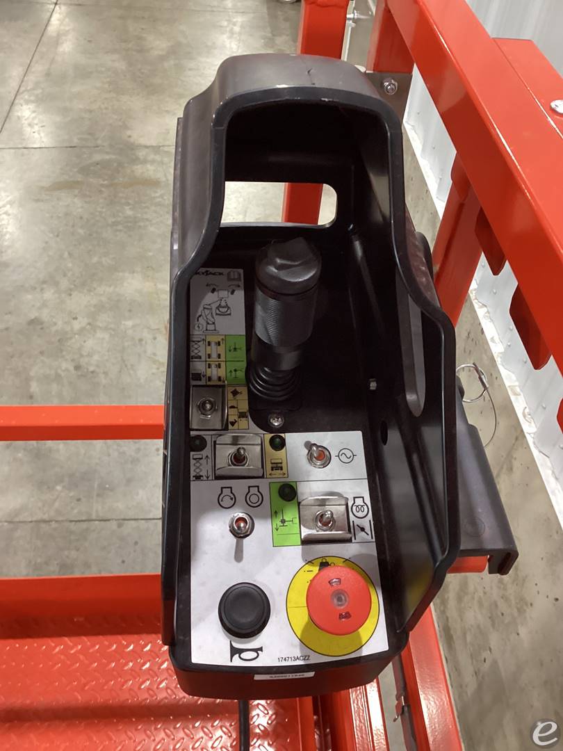 2026 Skyjack SJ6832RT-A