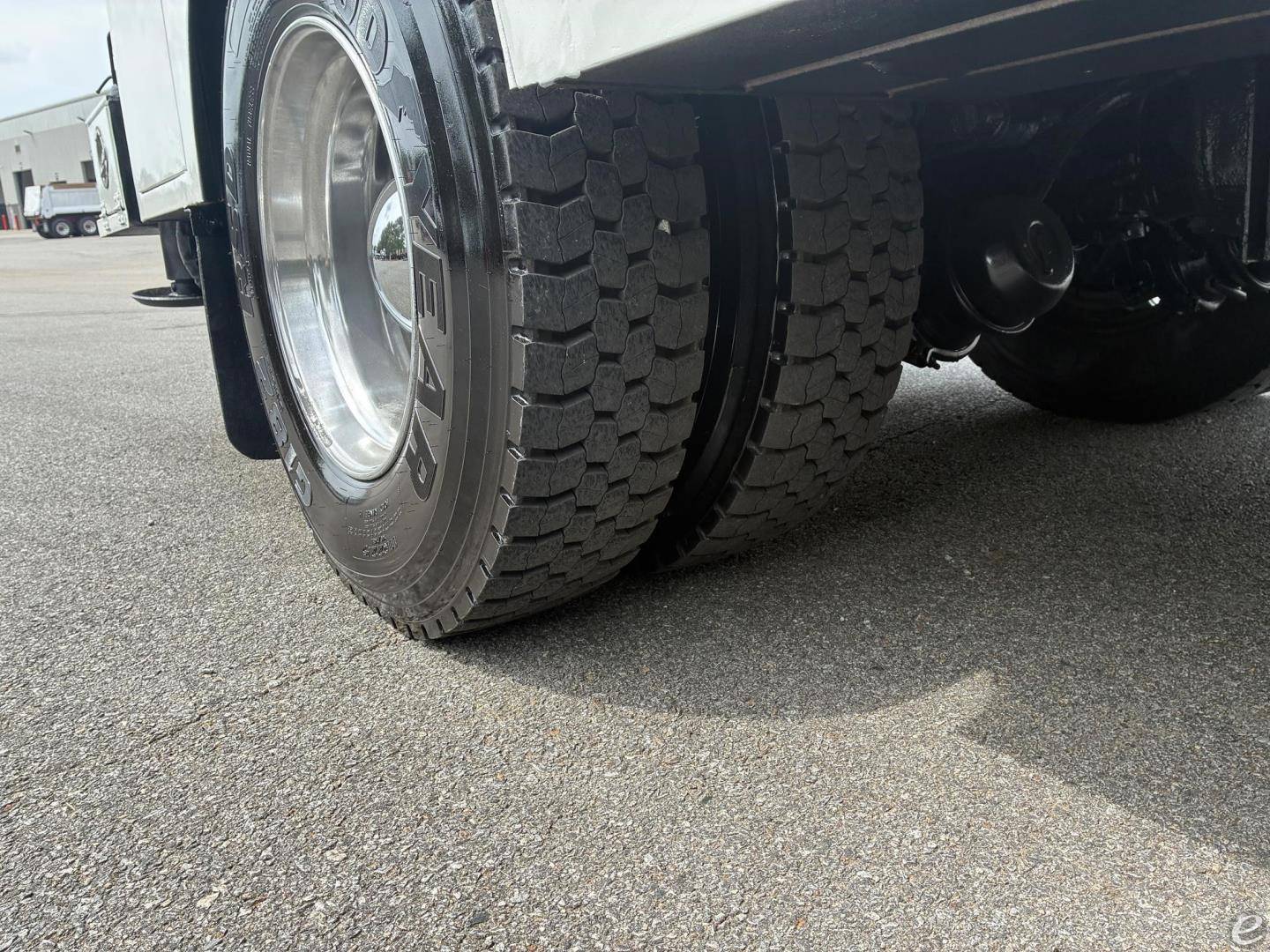 2017 Kenworth T370