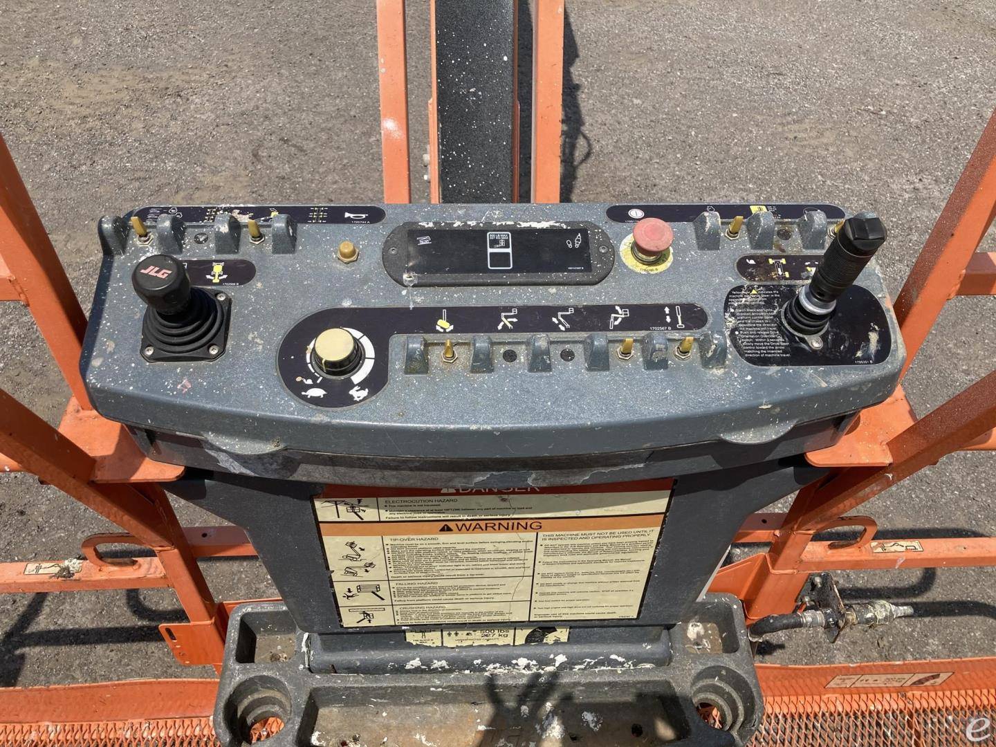 2015 JLG 660SJ