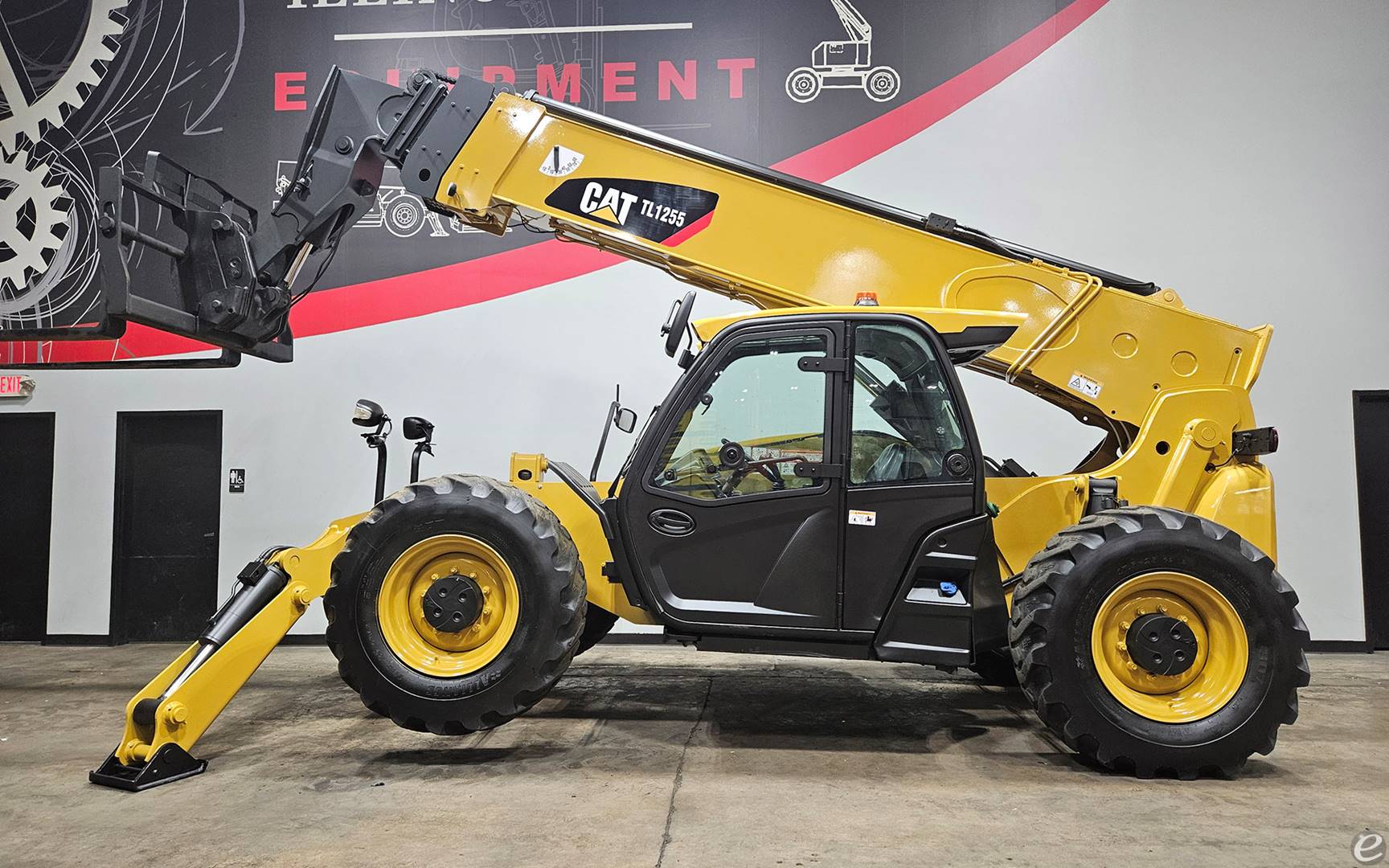 2019 Cat TL1255D