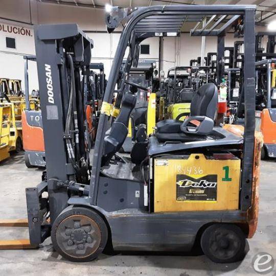 2018 Doosan BC25S-7 Electric Forklift - 123Forklift