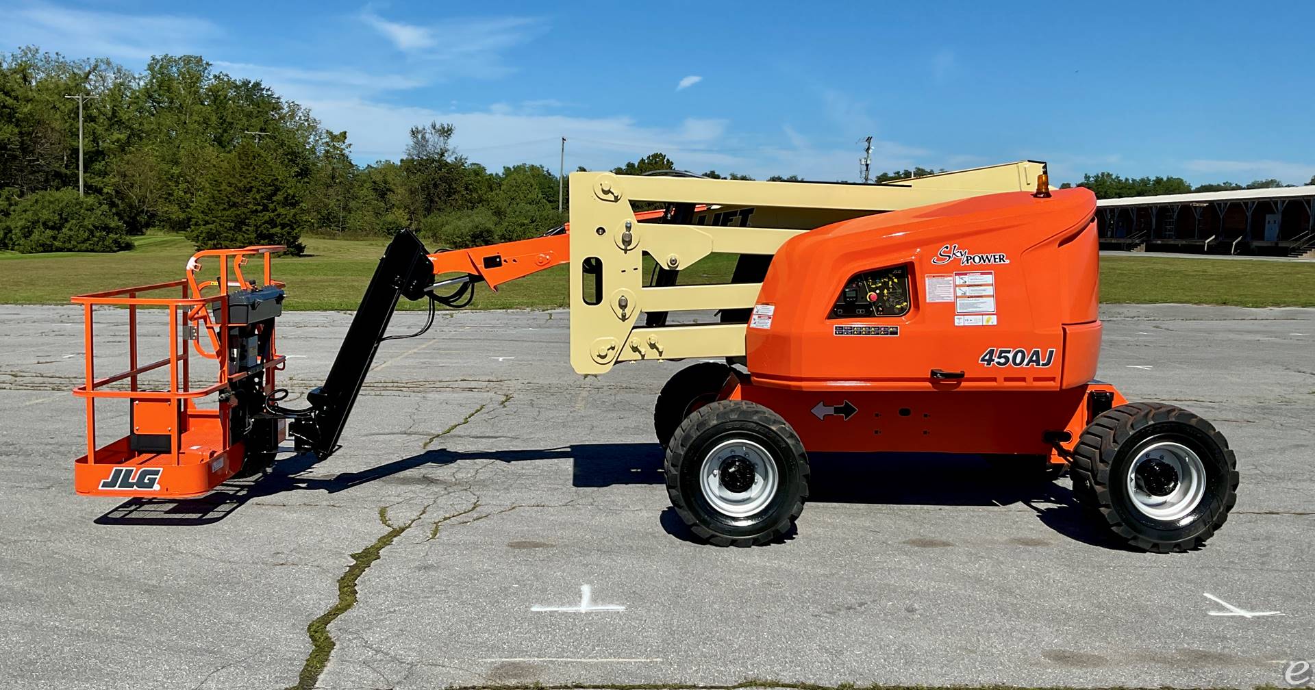 2016 JLG 450AJ