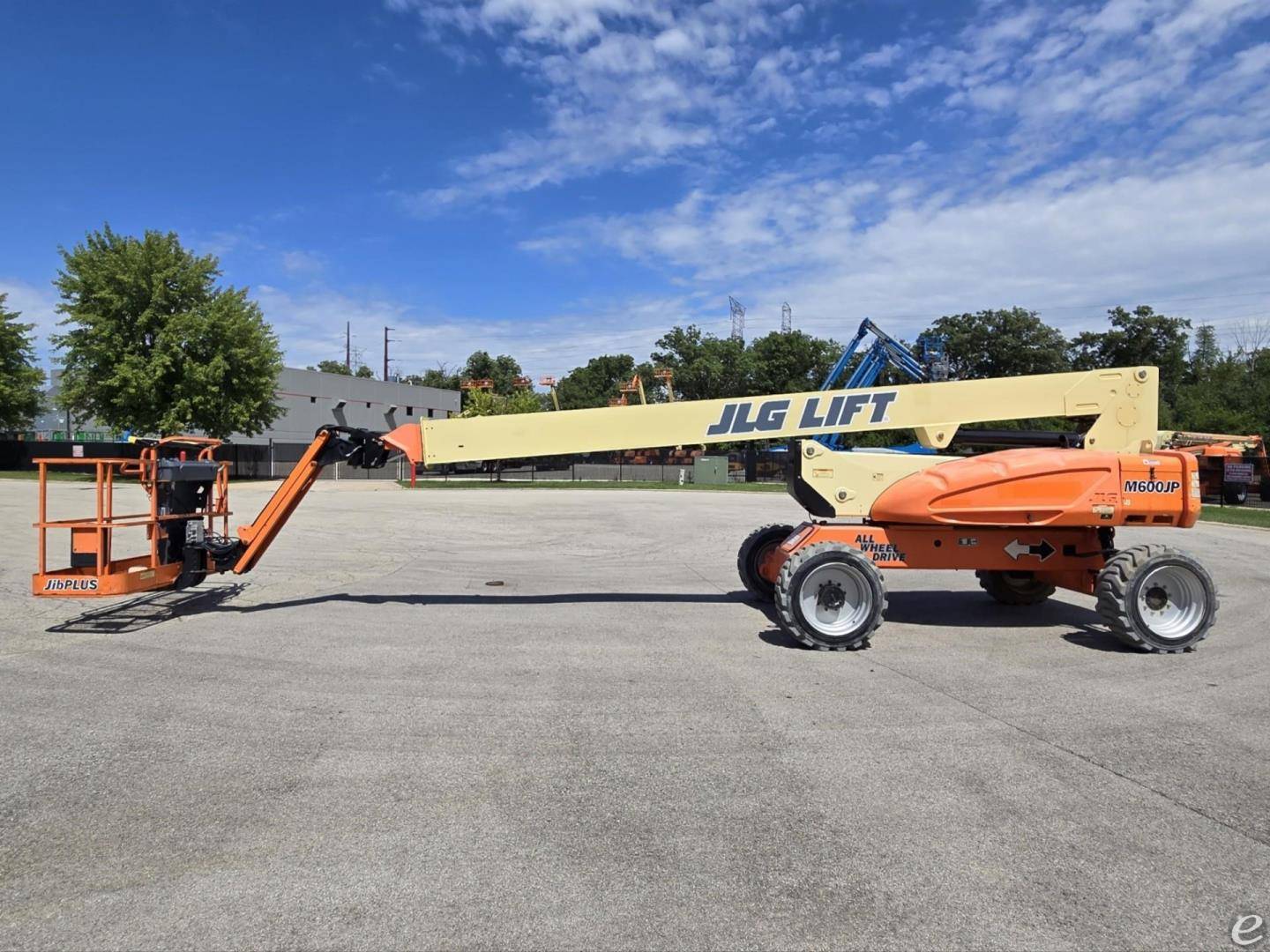 2015 JLG M600JP Dual Fuel Boom Lift...