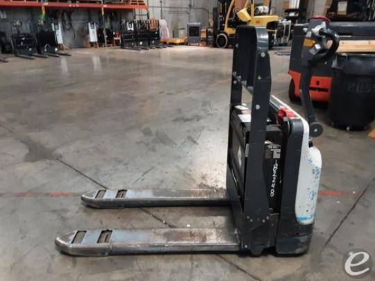 2018 Unicarriers WLXT2W7S22V Electric Forklift - 123Forklift