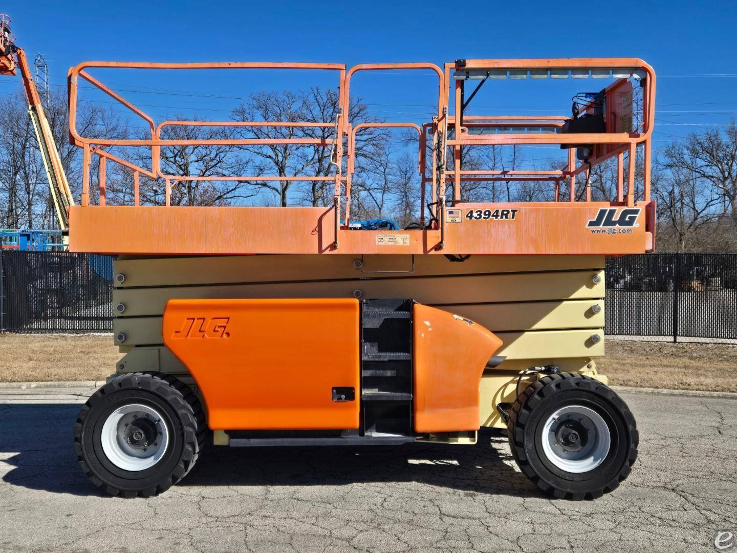 2012 JLG 4394RT Diesel Scissor Lift...