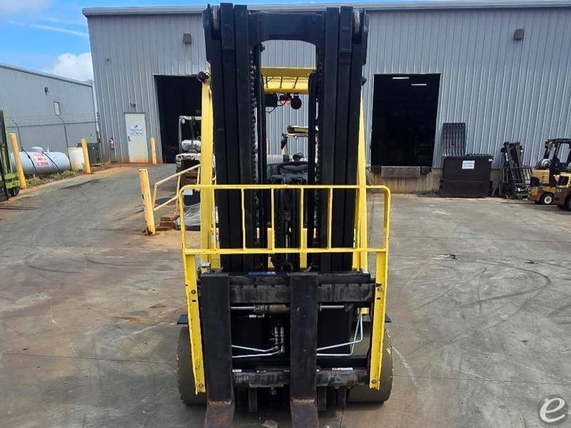 2019 Hyster S100FT