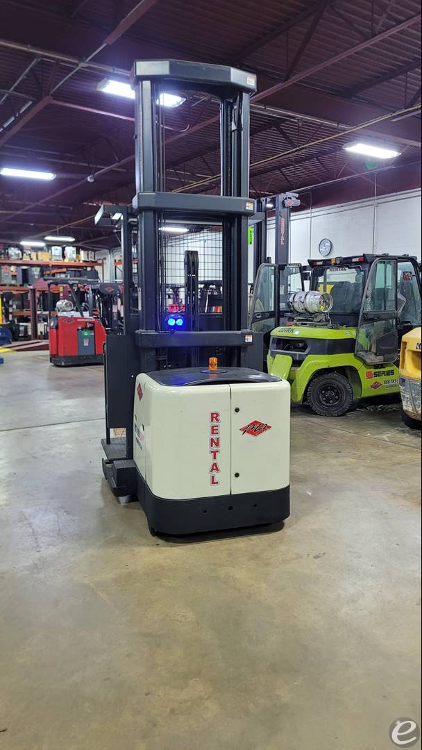 2012 Crown SP3520-30