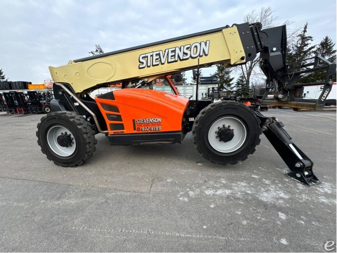 2022 JLG 1255