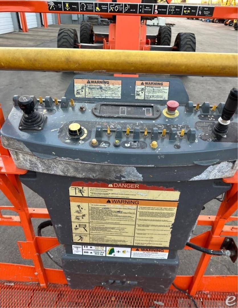 2015 JLG 1250AJP