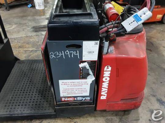 2015 Raymond 8510