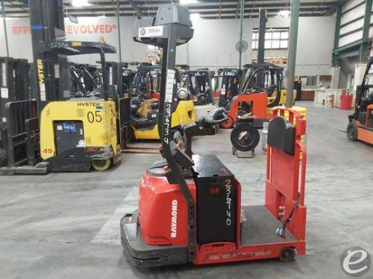 2017 Raymond 3020