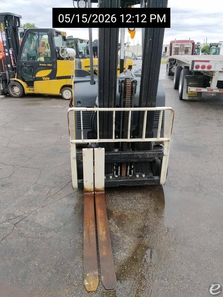 2017 Yale ESC040AD
