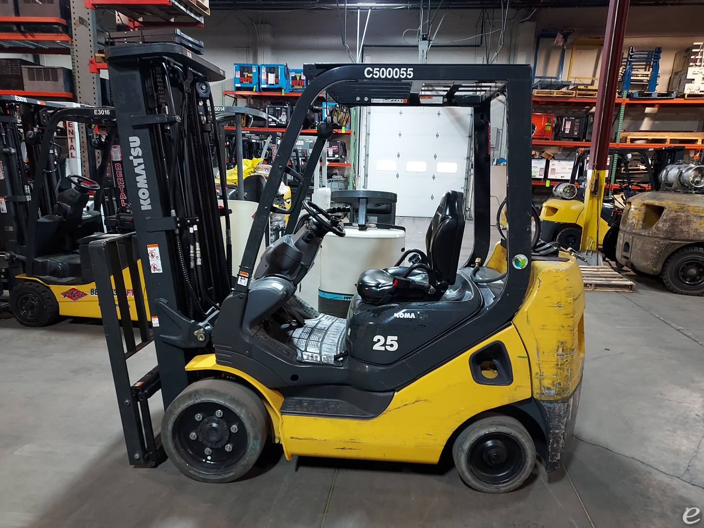 2014 Komatsu FG25ST-16 LP Gas Forkl...