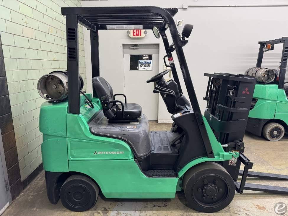 2007 Mitsubishi FGC25N LP Gas Forkl...