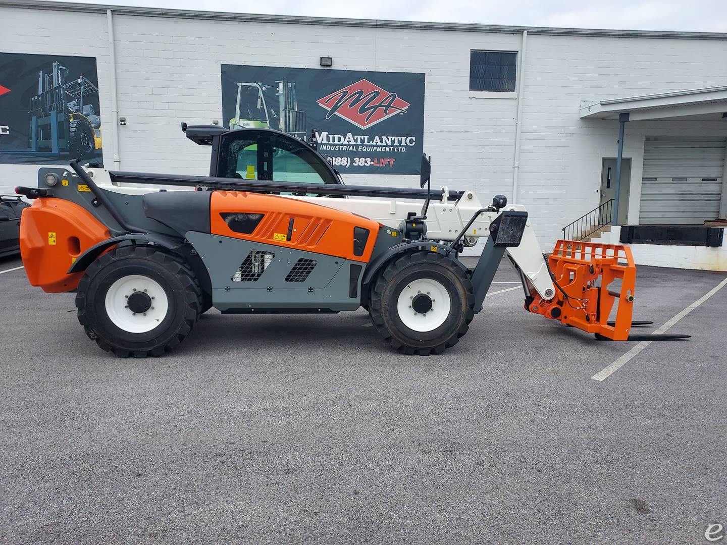 2023 Snorkel SR9244ECAC Diesel Telehandlers - 123Forklift