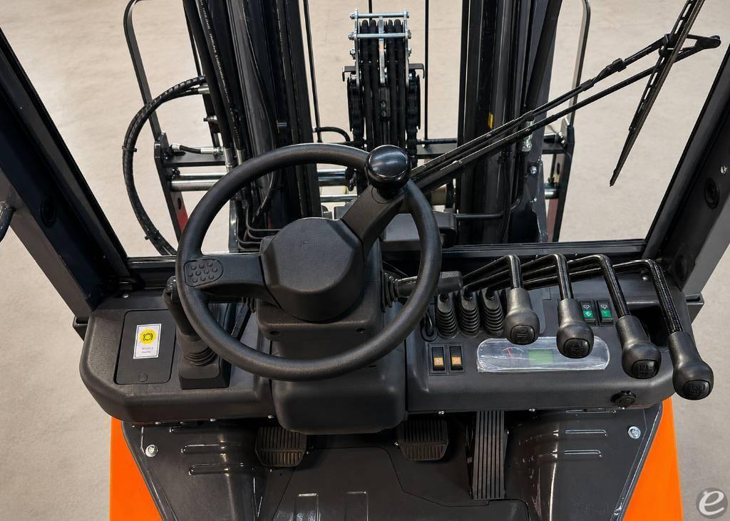 2026 Lift Hero CPCD30-X- MODEX
