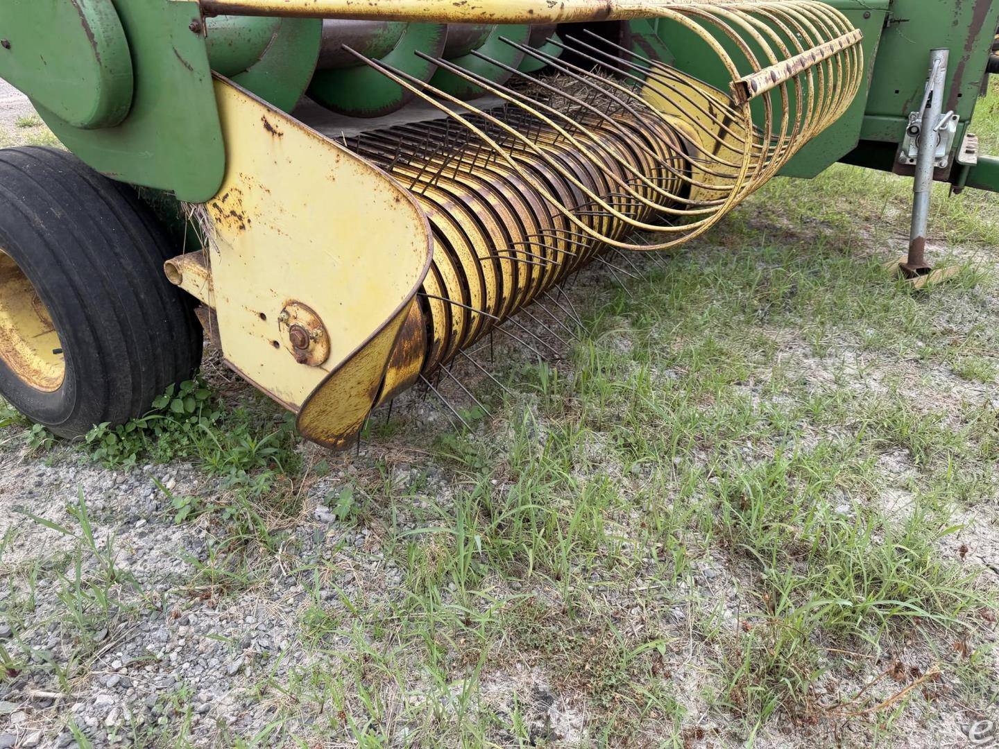 John Deere 346