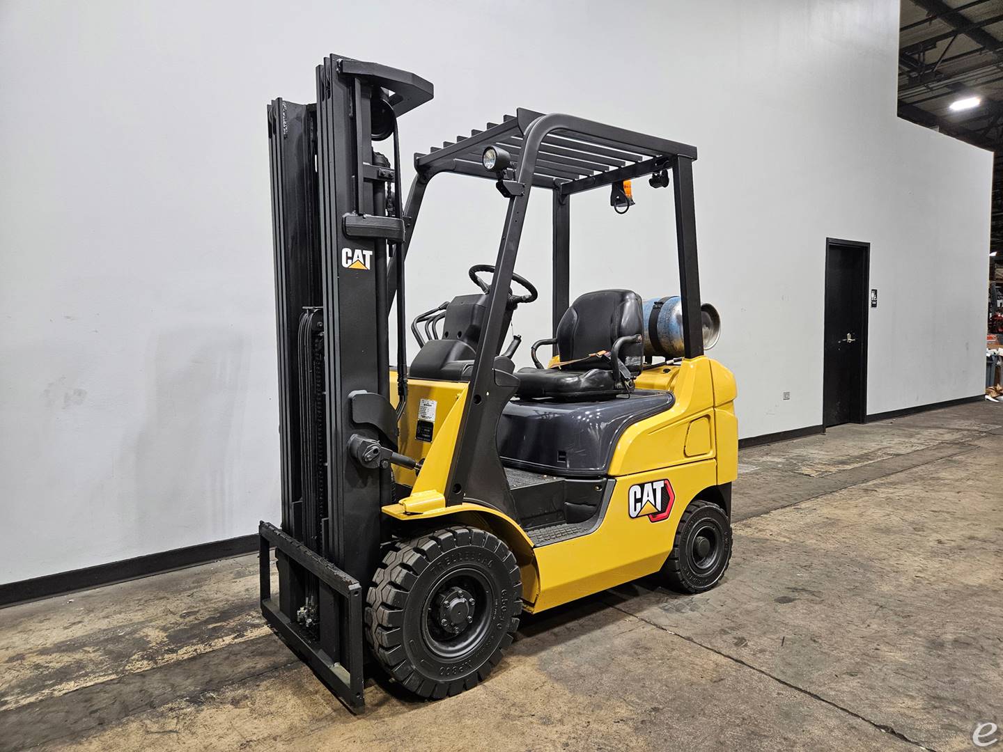 2013 Mitsubishi FG18N