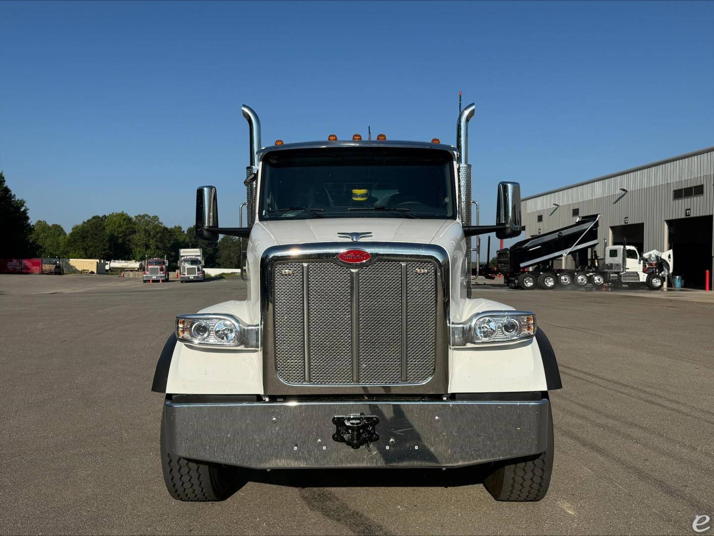 2027 Peterbilt 567