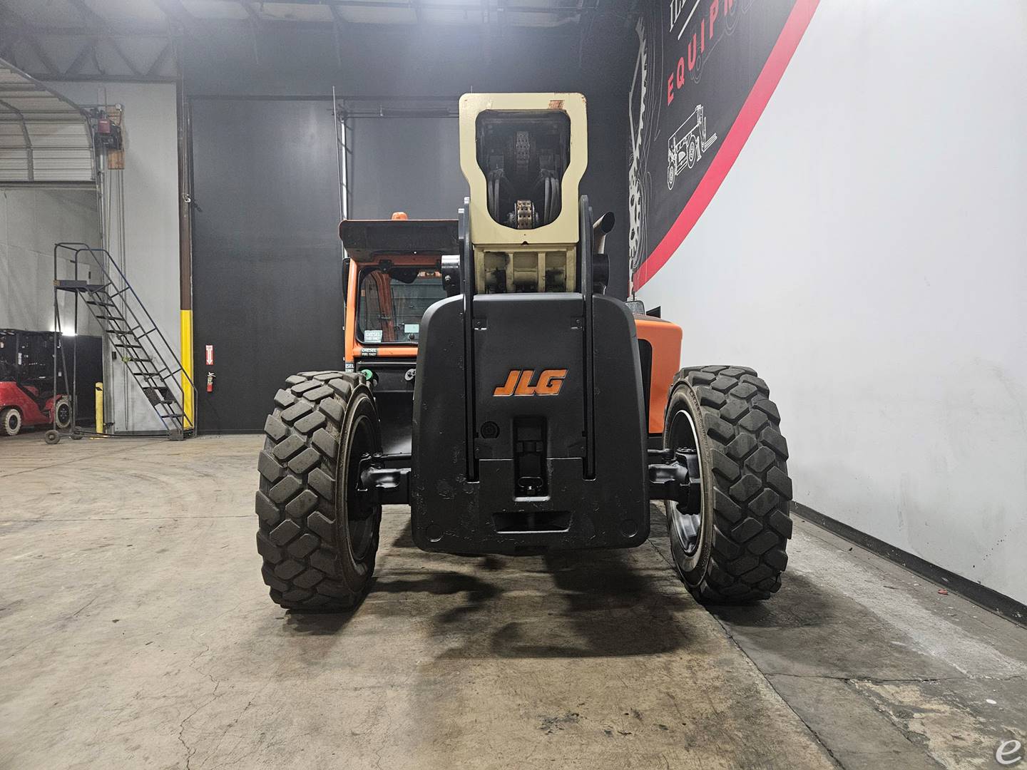 2017 JLG 1255