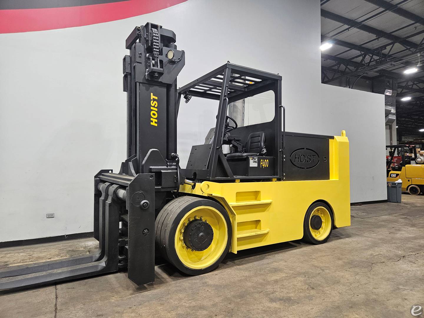 2012 Hoist Liftruck F400