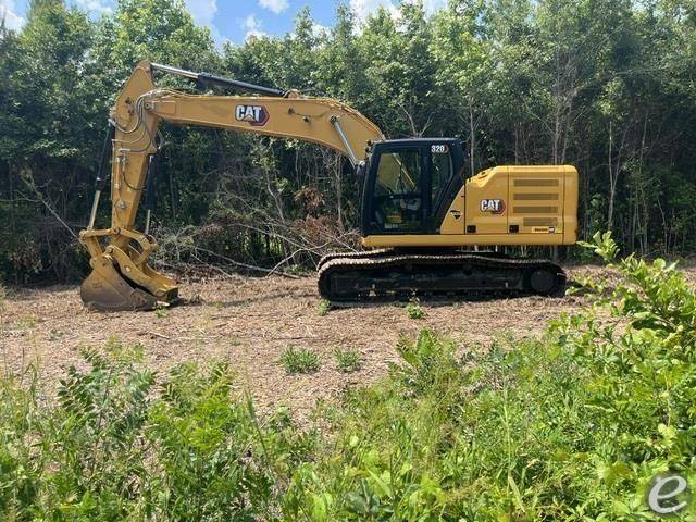 2025 Cat 320
