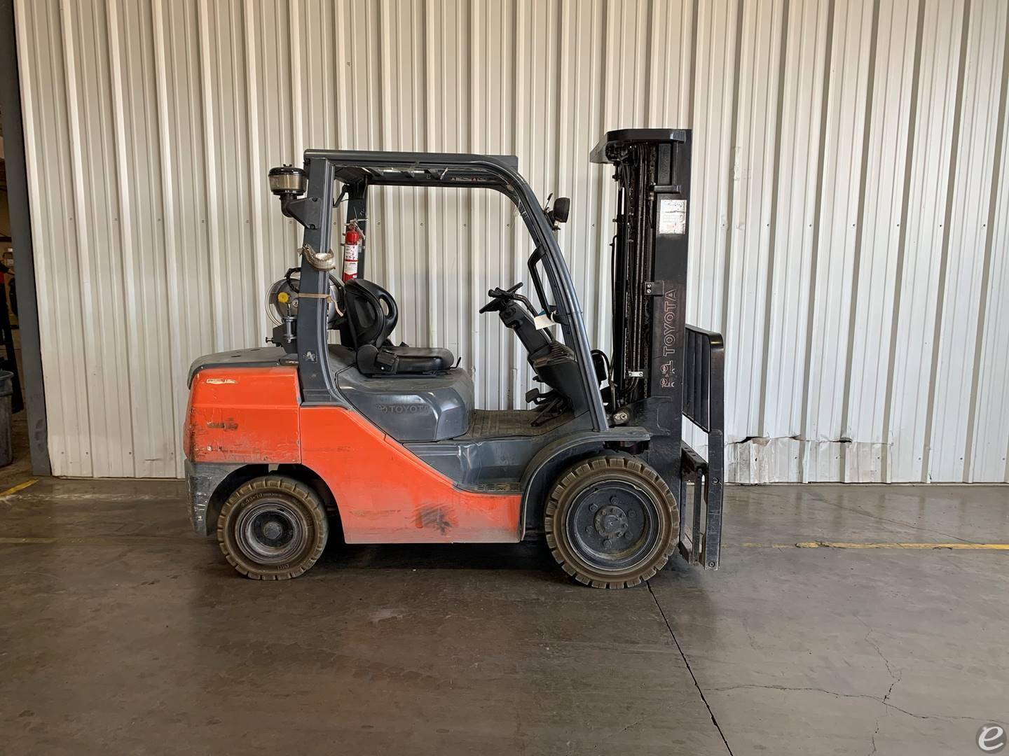 2011 Toyota 8FGU32 LP Gas Forklift