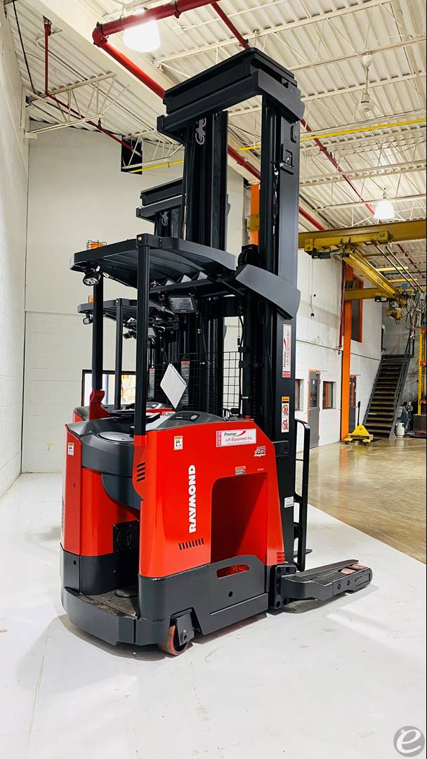 2022 Raymond 752-R45TT