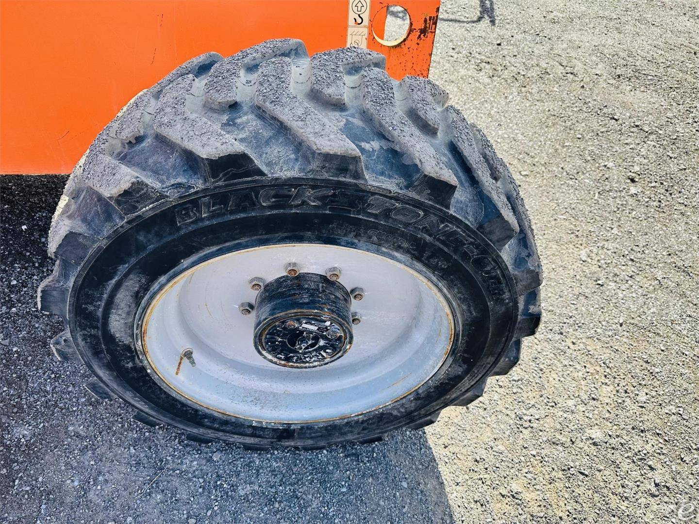 2016 JLG 660SJ