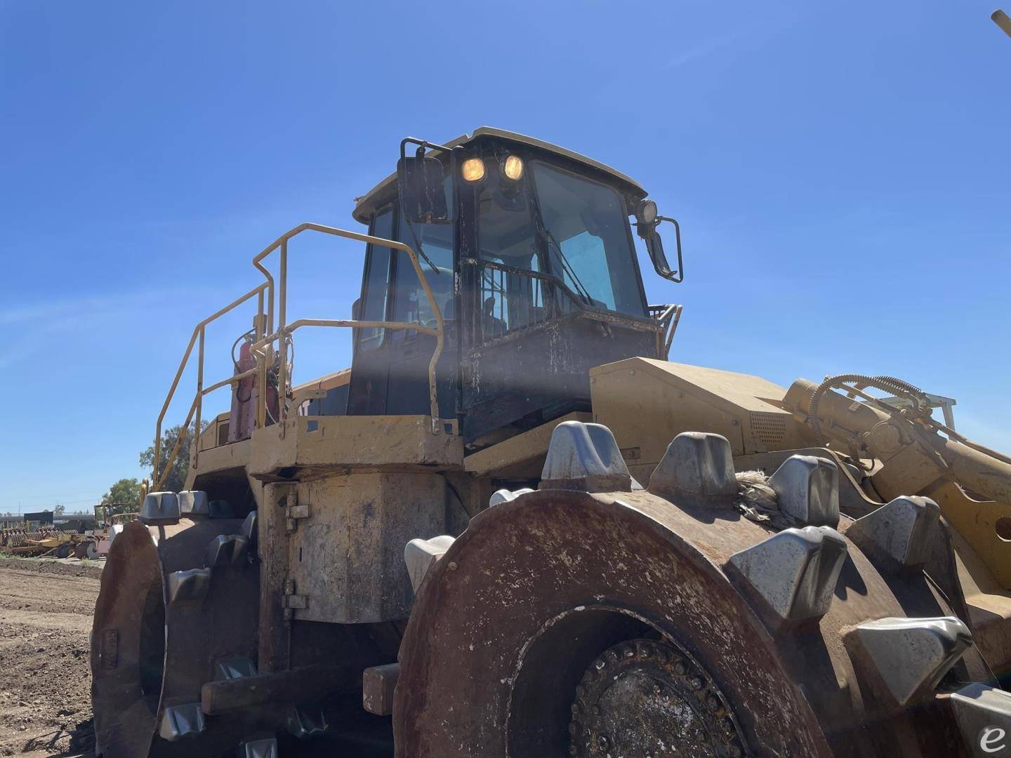 2011 Cat 826H