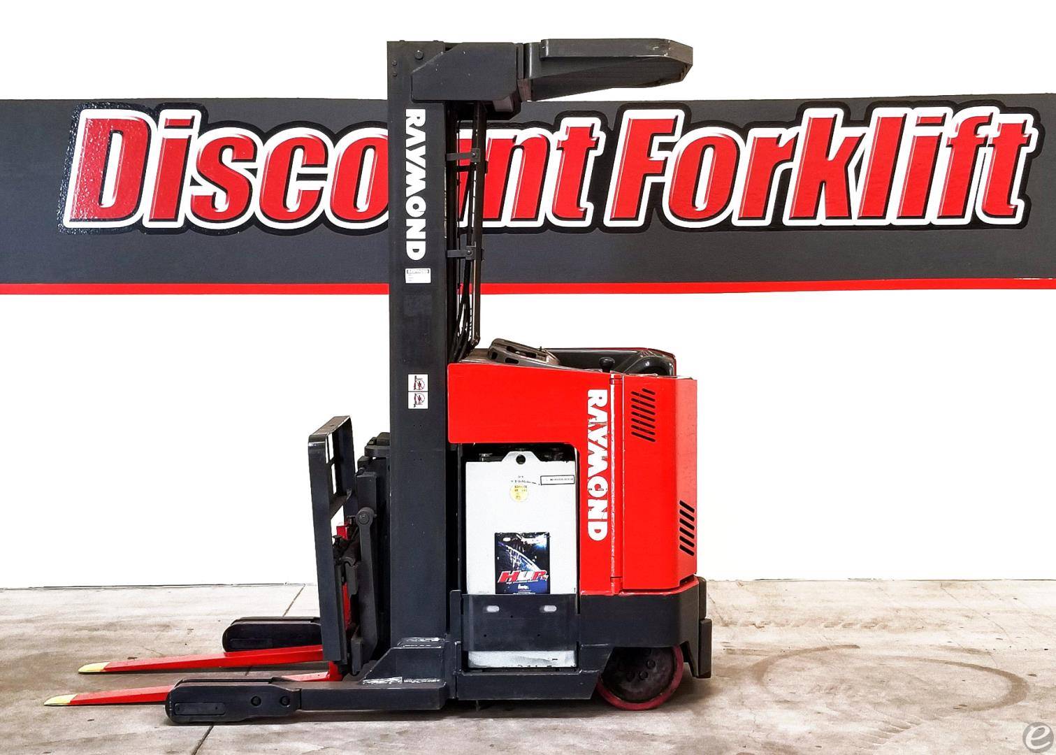 1992 Raymond R40TT Electric Reach Truck - 123Forklift